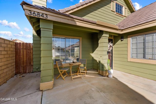 36843 Hillcrest Drive, Palmdale, CA 93552