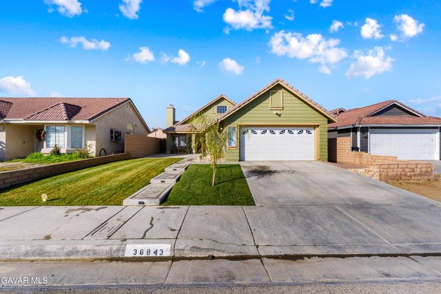 36843 Hillcrest Drive, Palmdale, CA 93552