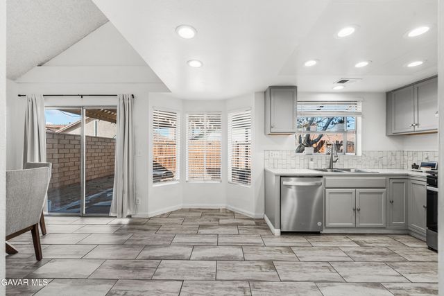 36843 Hillcrest Drive, Palmdale, CA 93552