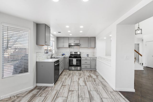 36843 Hillcrest Drive, Palmdale, CA 93552