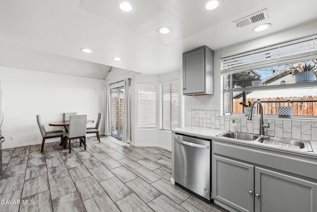 36843 Hillcrest Drive, Palmdale, CA 93552