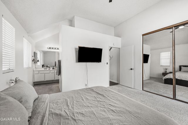 36843 Hillcrest Drive, Palmdale, CA 93552