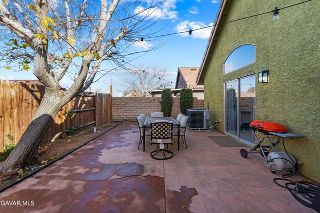 36843 Hillcrest Drive, Palmdale, CA 93552