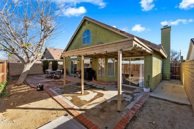 36843 Hillcrest Drive, Palmdale, CA 93552