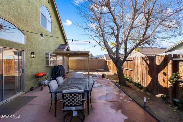 36843 Hillcrest Drive, Palmdale, CA 93552