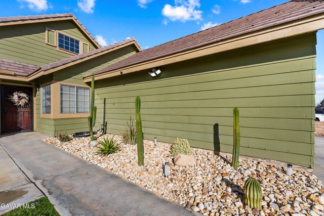 36843 Hillcrest Drive, Palmdale, CA 93552