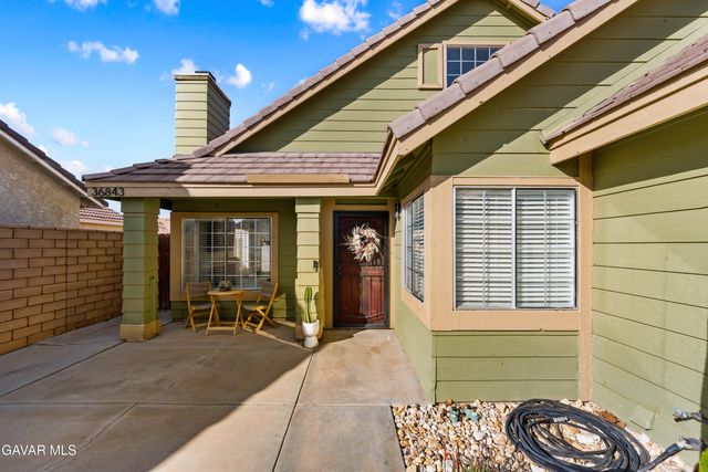 36843 Hillcrest Drive, Palmdale, CA 93552