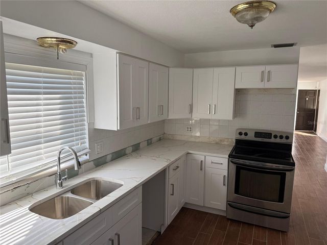 1000 49TH STREET N 115, St Petersburg, FL 33710