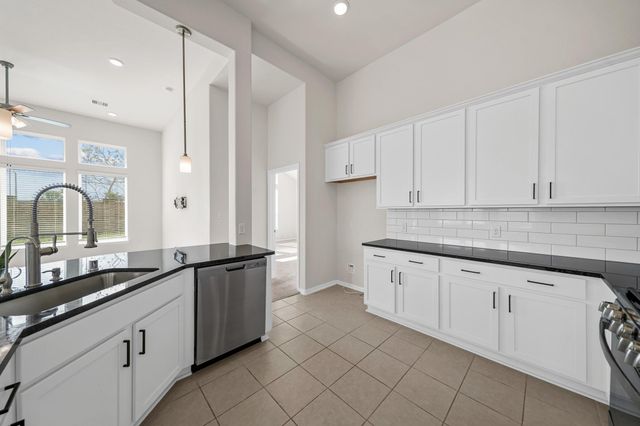 13105 Oleander Bay Lane, Texas City, TX 77568