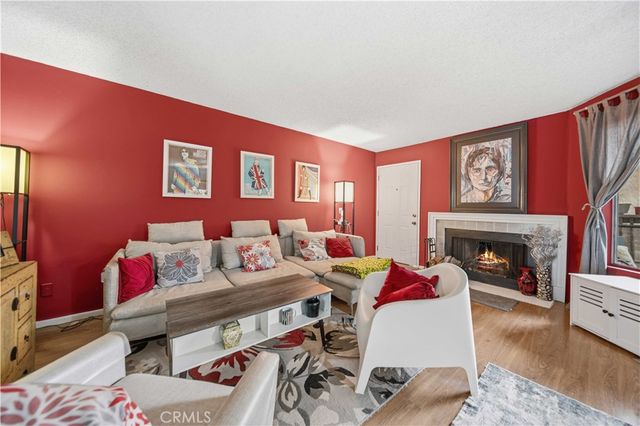 18316 Hatteras Street 26, Tarzana, CA 91356