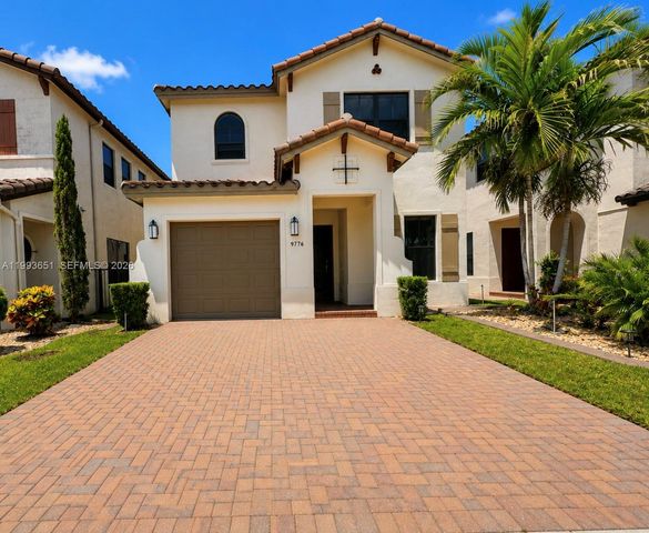 9776 W 34th Avenue, Hialeah, FL 33018