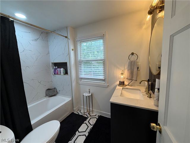 3714 Avalon Road, Shaker Heights, OH 44120