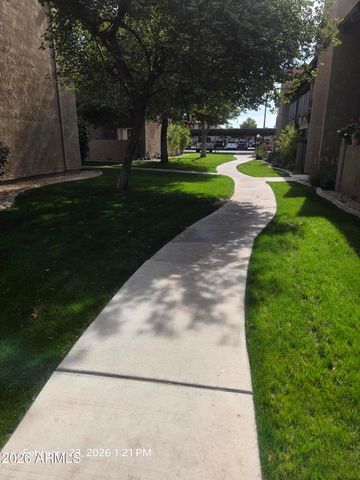 5525 E THOMAS Road O11, Phoenix, AZ 85018