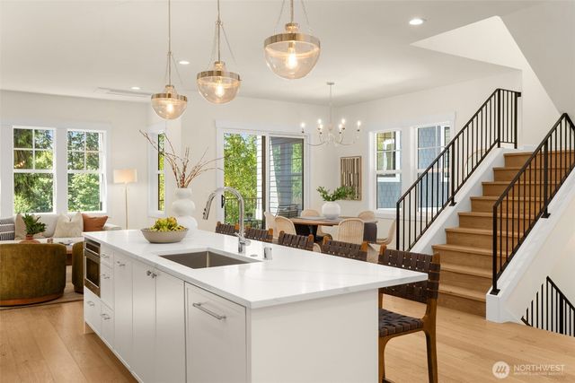 4515 150th Avenue SE, Bellevue, WA 98006