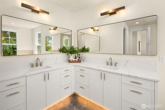 4515 150th Avenue SE, Bellevue, WA 98006