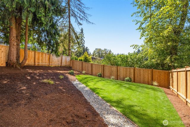 4515 150th Avenue SE, Bellevue, WA 98006