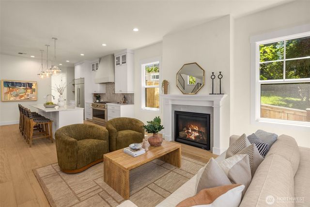4515 150th Avenue SE, Bellevue, WA 98006