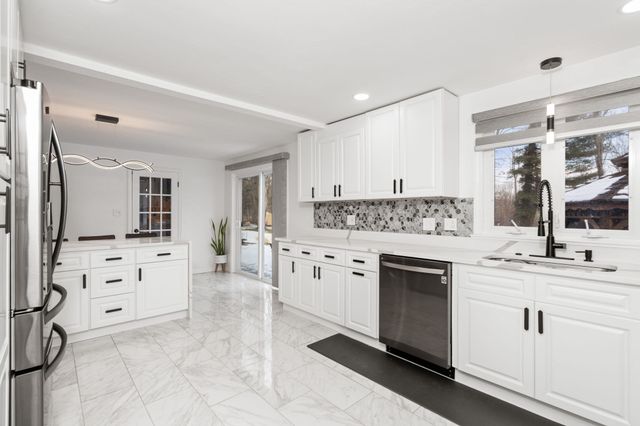 120 Brattle St, Worcester, MA 01606