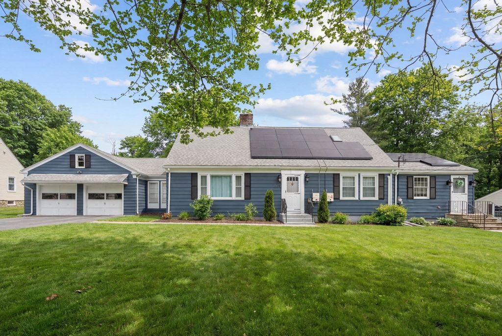 120 Brattle St, Worcester, MA 01606