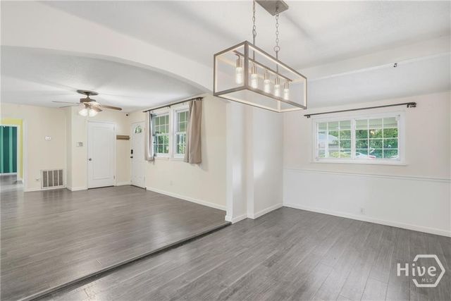 202 Inglewood Drive, Savannah, GA 31406