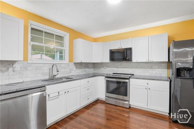 202 Inglewood Drive, Savannah, GA 31406