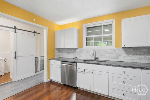 202 Inglewood Drive, Savannah, GA 31406