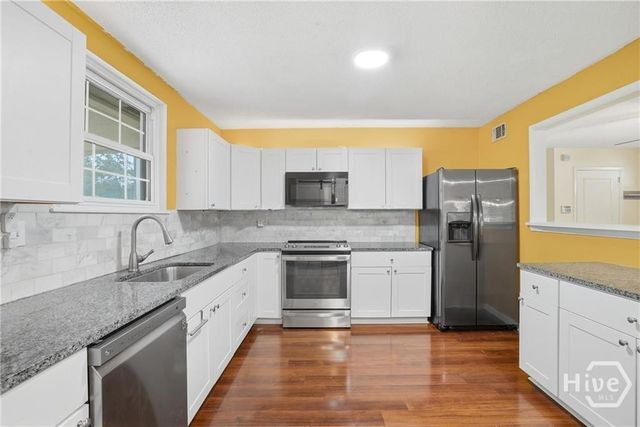 202 Inglewood Drive, Savannah, GA 31406