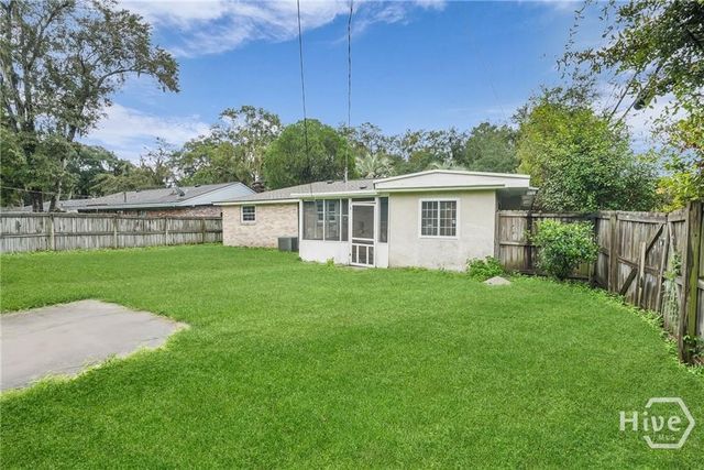 202 Inglewood Drive, Savannah, GA 31406