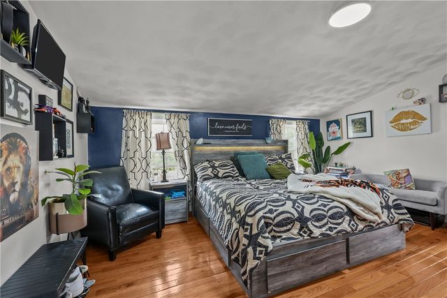 54 Delway Road, East Providence, RI 02914