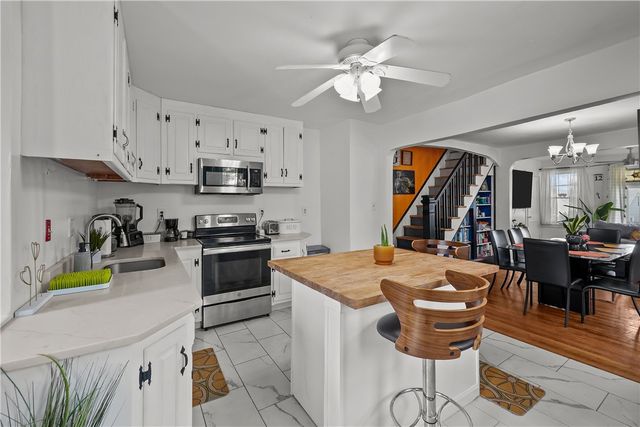 54 Delway Road, East Providence, RI 02914