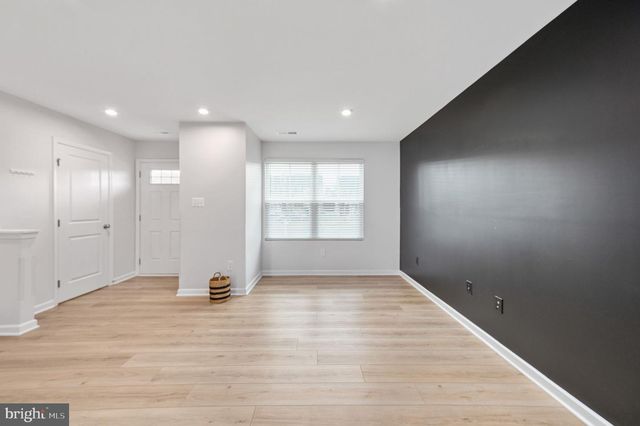 7233 STATESMAN BLVD, Ruther Glen, VA 22546