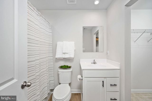 7233 STATESMAN BLVD, Ruther Glen, VA 22546