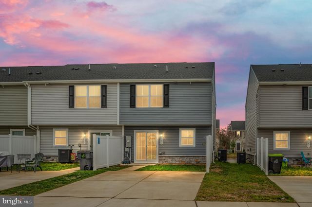 7233 STATESMAN BLVD, Ruther Glen, VA 22546