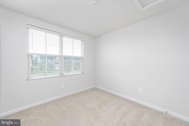 7233 STATESMAN BLVD, Ruther Glen, VA 22546