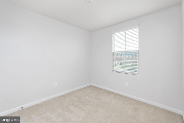 7233 STATESMAN BLVD, Ruther Glen, VA 22546