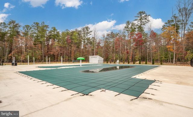 7233 STATESMAN BLVD, Ruther Glen, VA 22546