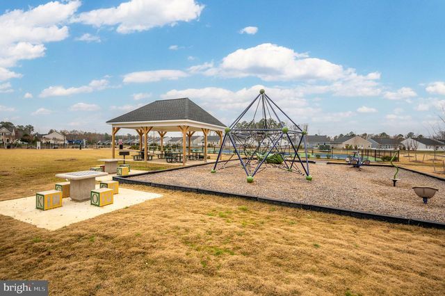 7233 STATESMAN BLVD, Ruther Glen, VA 22546