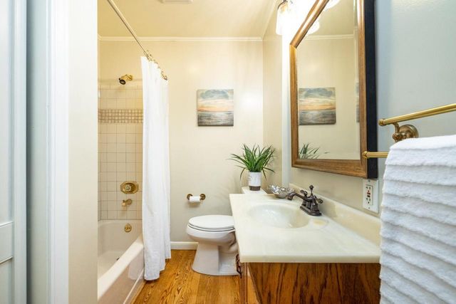 905 Haddon Drive, San Mateo, CA 94402