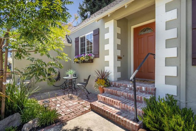 905 Haddon Drive, San Mateo, CA 94402