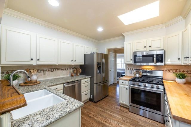 905 Haddon Drive, San Mateo, CA 94402