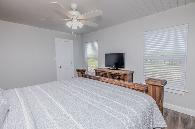 1525 McAdams Road C, Possum Kingdom Lake, TX 76449