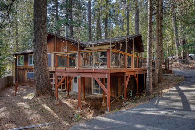 25215 Sugar Pine Dr, Pioneer, CA 95666