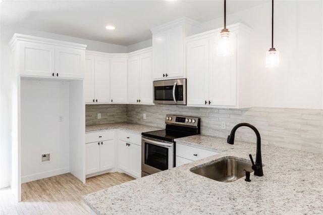 3618 Montego Boulevard, Granbury, TX 76049