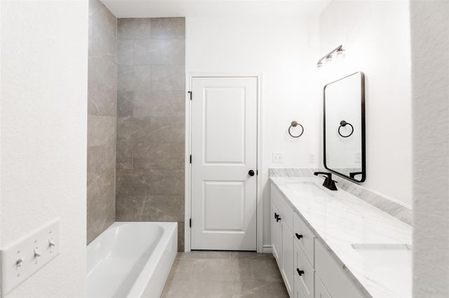 3618 Montego Boulevard, Granbury, TX 76049