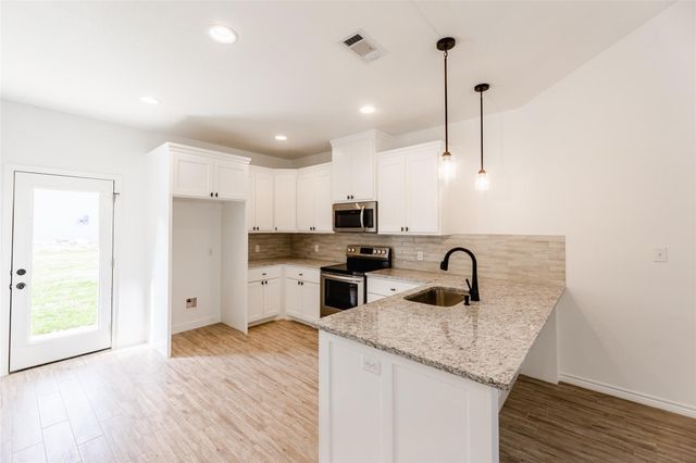 3618 Montego Boulevard, Granbury, TX 76049