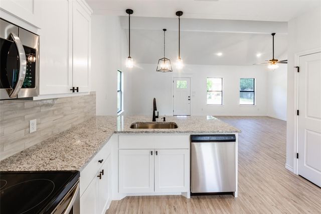 3618 Montego Boulevard, Granbury, TX 76049