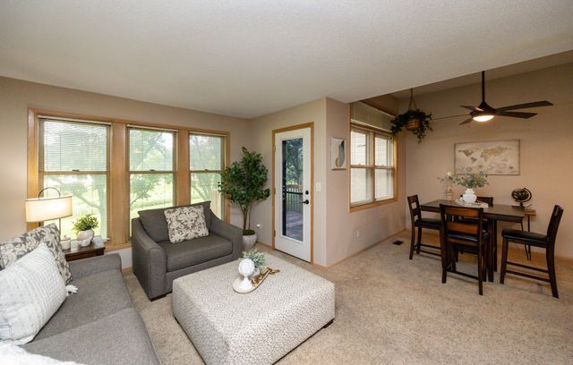 1070 50th Street 3D, West Des Moines, IA 50266