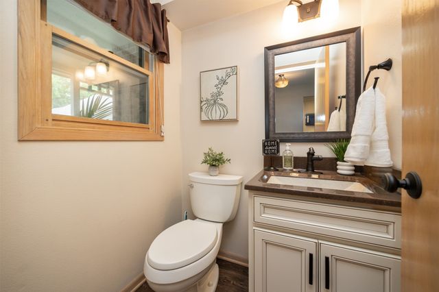 1070 50th Street 3D, West Des Moines, IA 50266