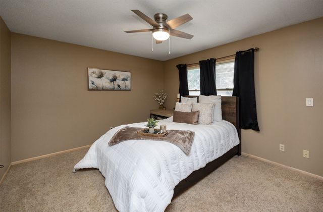 1070 50th Street 3D, West Des Moines, IA 50266