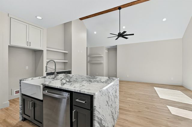 2520 S Scullin Avenue, Denison, TX 75020